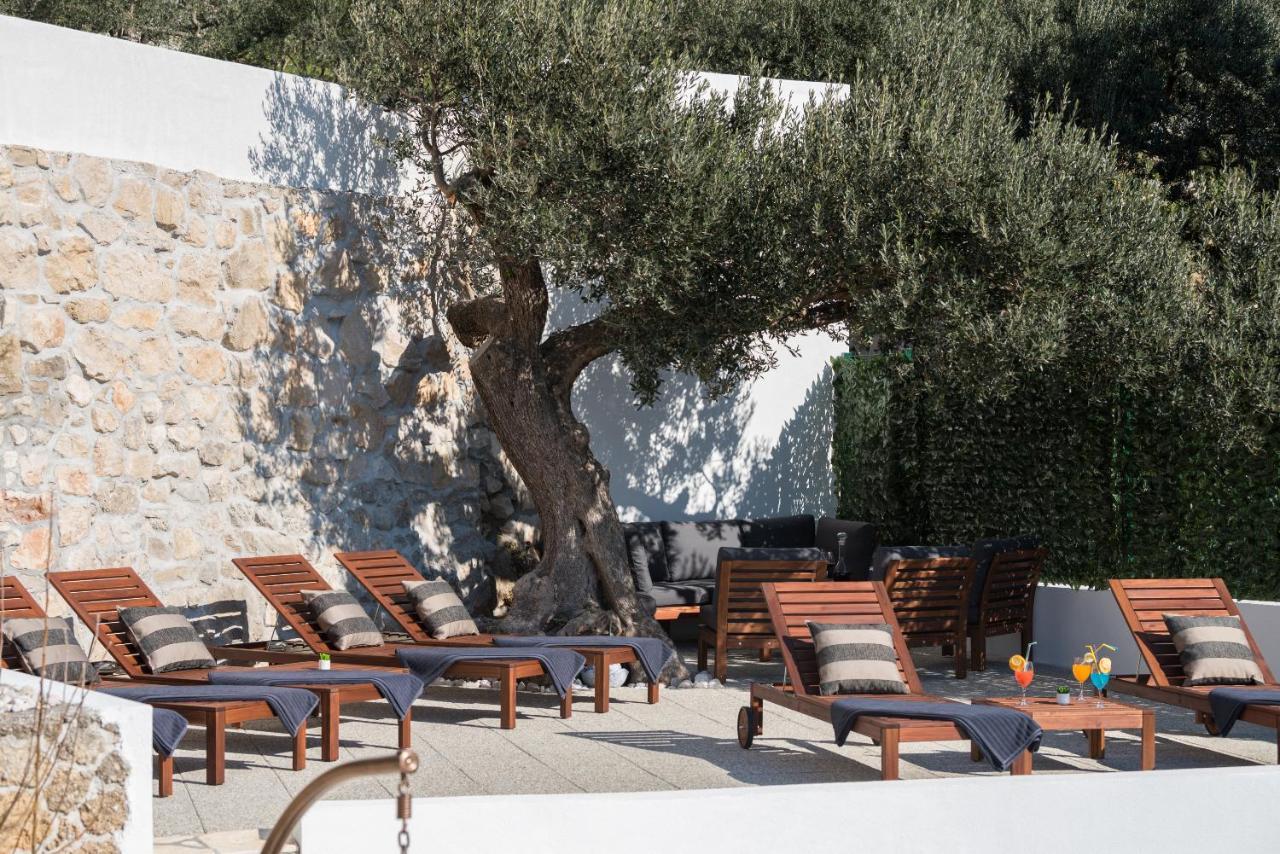 מאקרסקה Villa Petra Apartment With Private Pool מראה חיצוני תמונה