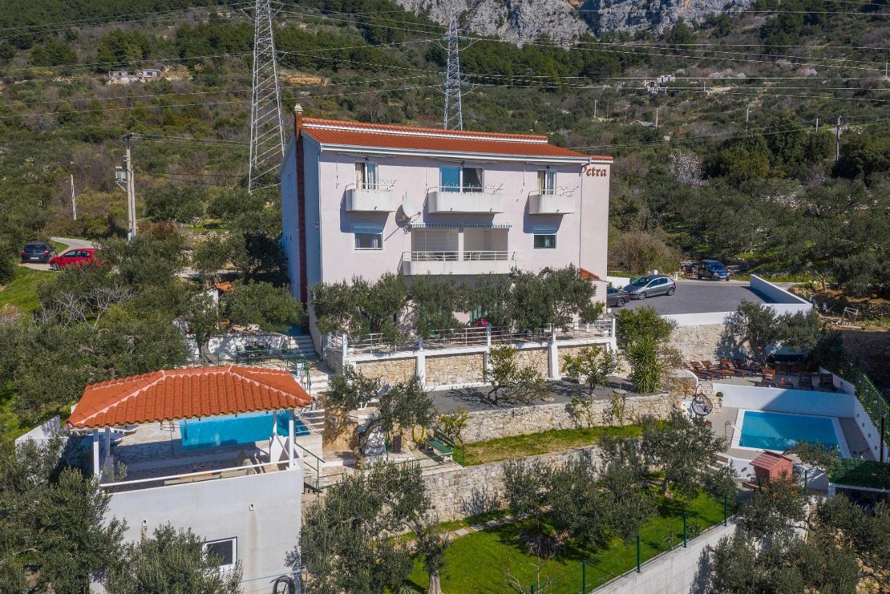 מאקרסקה Villa Petra Apartment With Private Pool מראה חיצוני תמונה