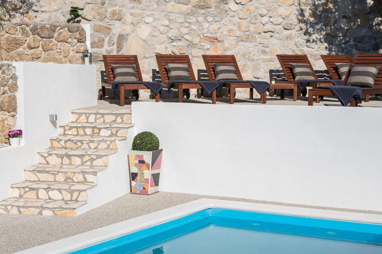 מאקרסקה Villa Petra Apartment With Private Pool מראה חיצוני תמונה